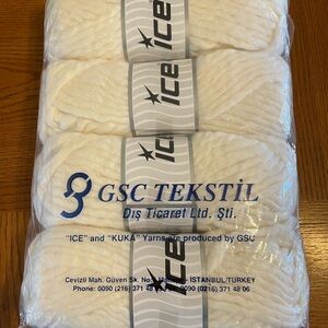 YARN!!! Ice Yarn 8 skeins (2 packs of 4)